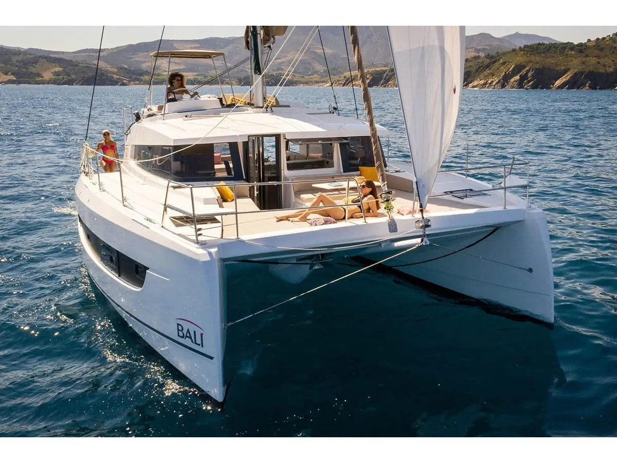 Mirabella, Bali 4.2 sailing catamaran charter