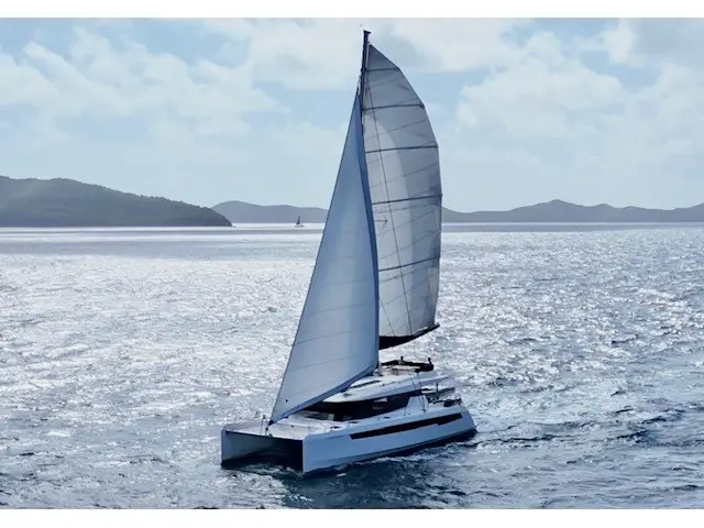 Good Vibrations, Leopard 50 sailing catamaran charter