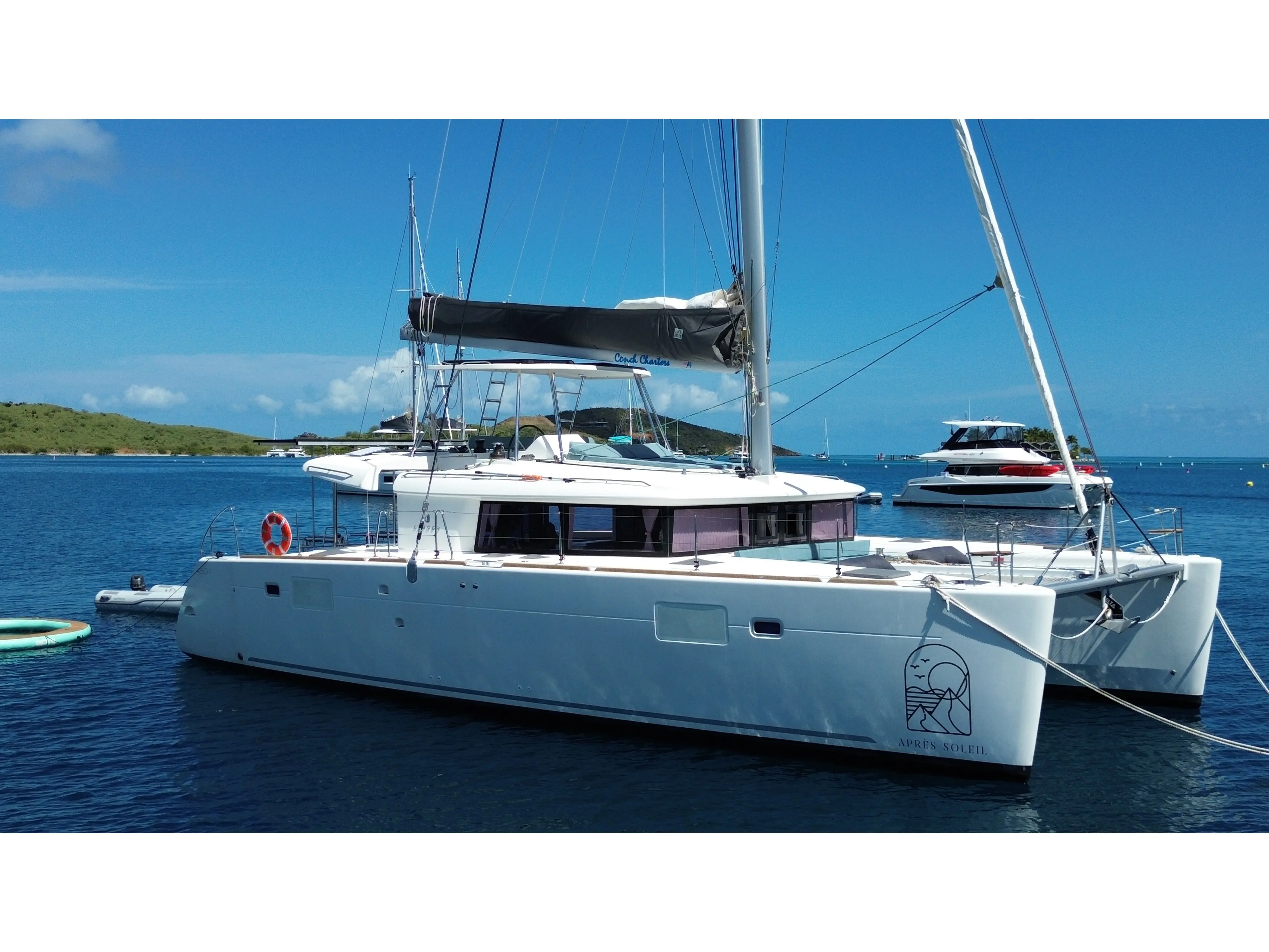 Apres Soleil, Lagoon 450F sailing catamaran charter