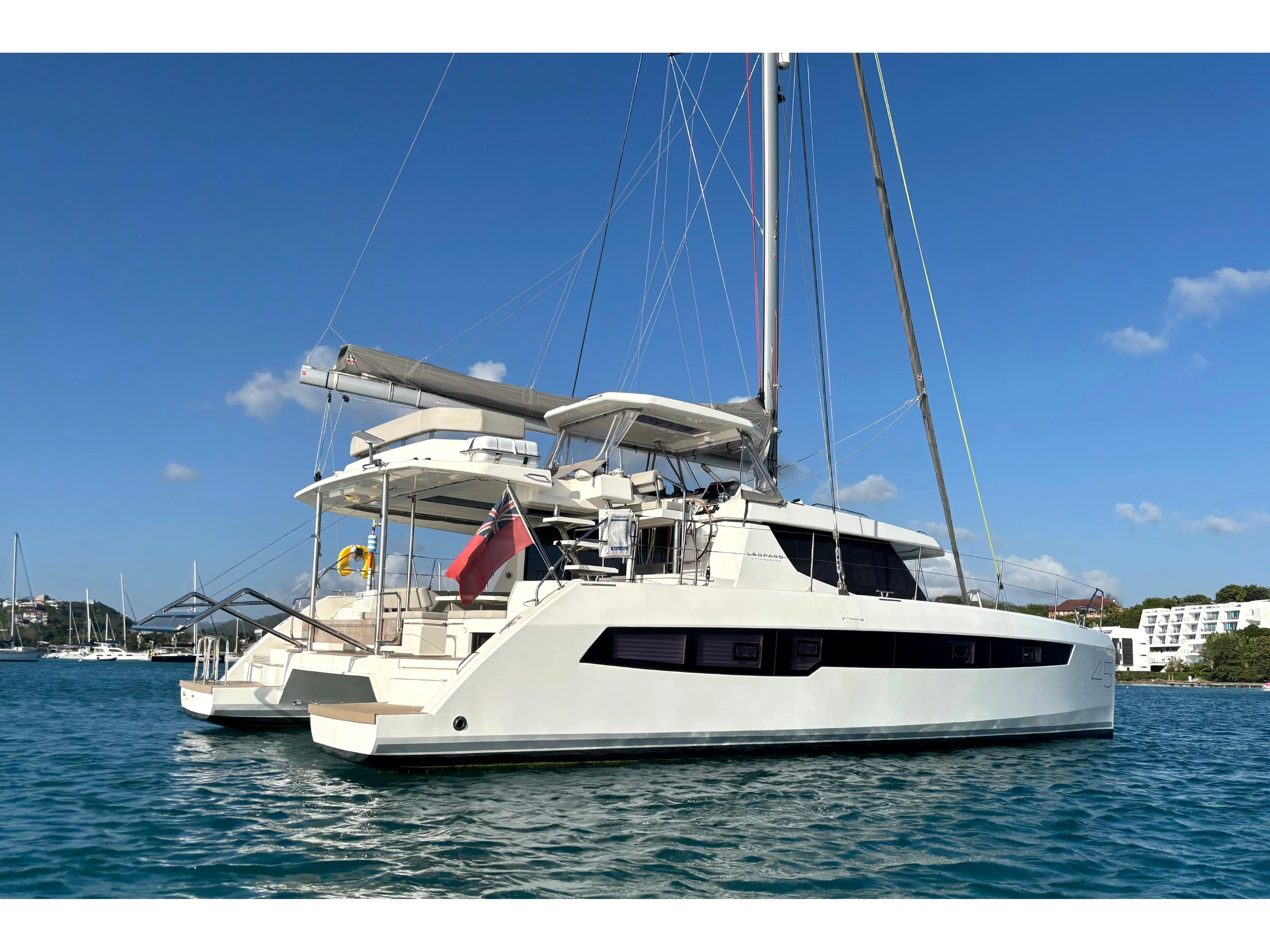Oryx, Leopard 45 sailing catamaran charter