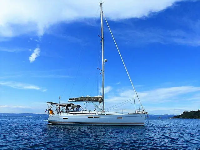 Jeanneau Sun Odyssey 469 - Silver Girl