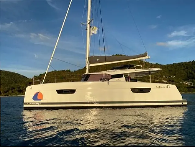 FP Astréa 42/4 cabin - Ndoto