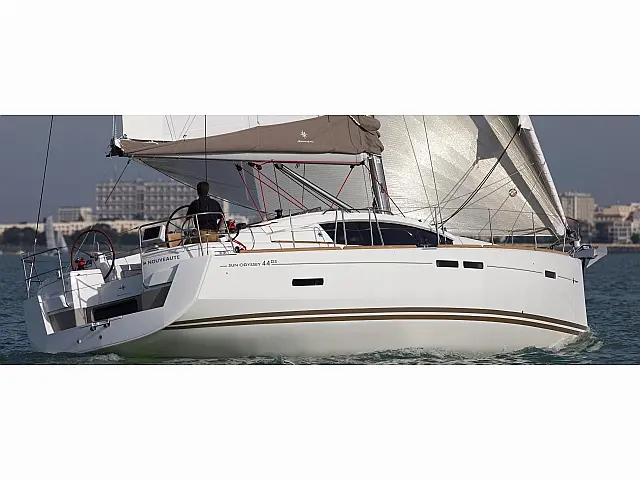 Jeanneau Sun Odyssey 44DS - Good Decision